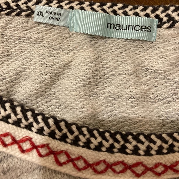 Ladies Size XXL Maurice’s Crewneck - Picture 2 of 16